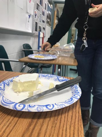 French Club Has a Gouda Time